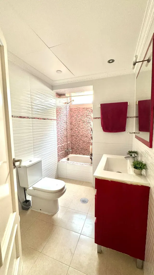 Amplio Piso en Alicante - Ideal para Familias — 8
