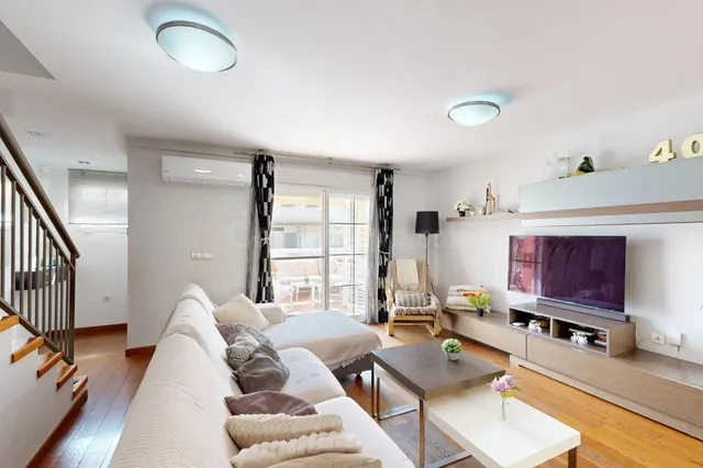 DUPLEX EN ROCHE — 5