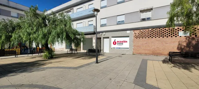 VENTA Y ALQUILER DE LOCAL COMERCIAL — 3