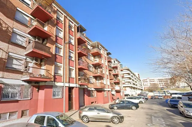 PISO OKUPADO EN VENTA EN Plaza de CopÑ¨rnic 8 de SABADELL (B - foto 2