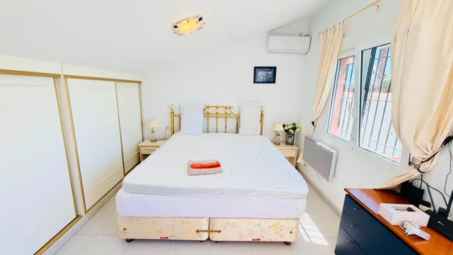 Villa 5 habitaciones 417m² en venta - Comunidad valenciana — 43