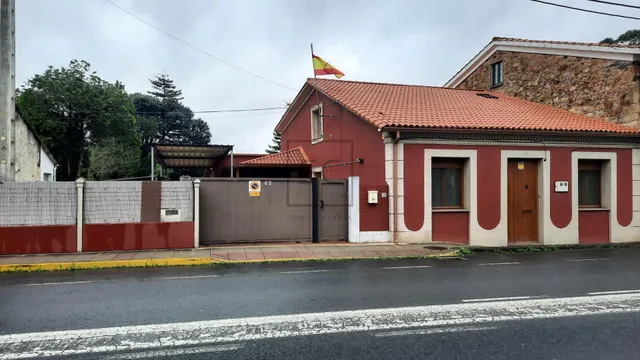 Chalet adosado con finca en Neda — 43