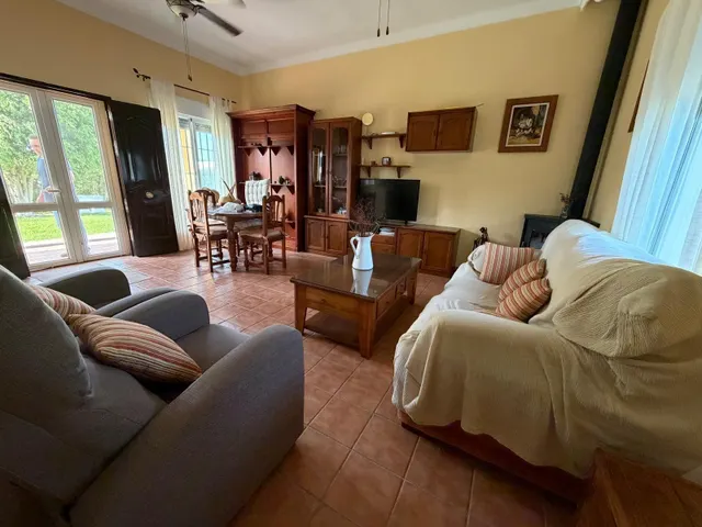 AMPLIA PARCELA RÚSTICA CON CASITA Y ZONA DE HUERTO!! — 12