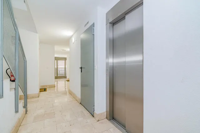 Piso urbanización giner de los ríos — 26