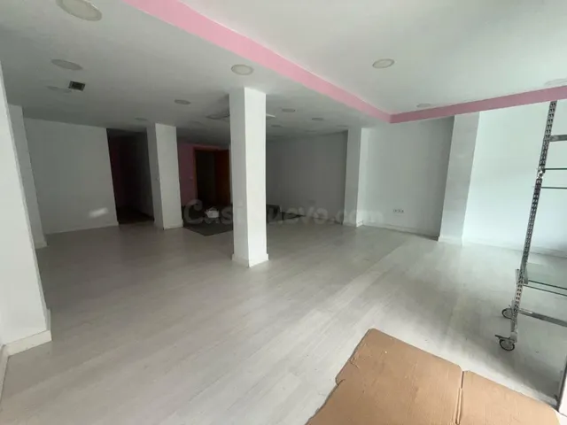 Local comercial 76m² en venta - Andalucia - foto 4