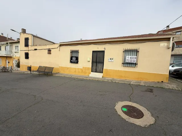 VENTA CASA INDEPENDIENTE CABRERIZOS