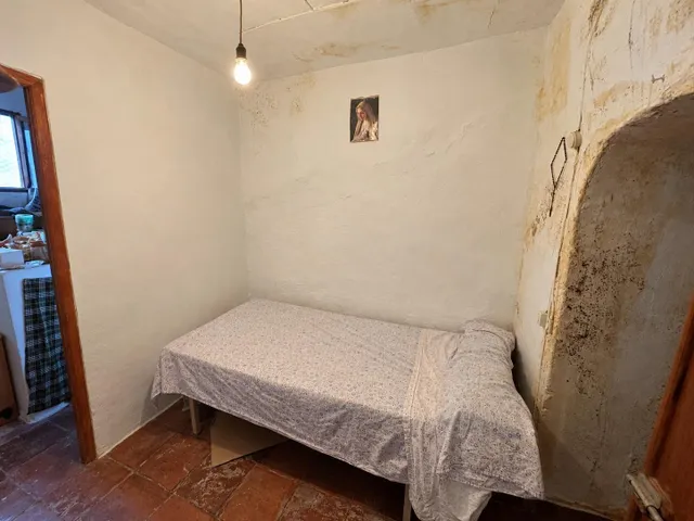 Casa de pueblo para reformar en una de las zonas más demandadas — 10