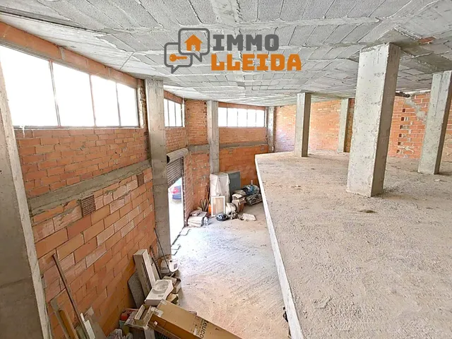 OPORTUNIDAD Local comercial de 2 plantas en Balaguer - foto 3