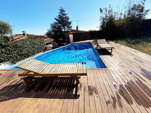 Chalet con piscina privada y vistas al mar en Masnou centro - foto 3