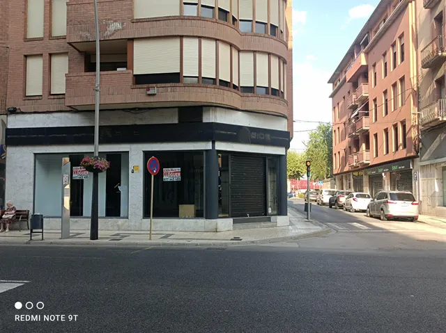 LOCAL COMERCIAL DE 180m2 AL CENTRE DE TORTOSA — 3