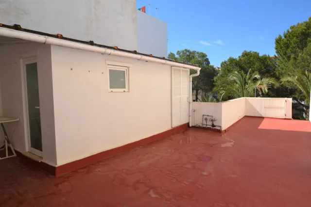 Casa de dos plantas en frente del mar — 50