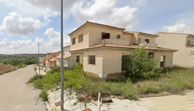 VENTA DE PROMOCIÓN RESIDENCIAL: 21 VIVIENDAS UNIFAMILIARES Y - foto 5