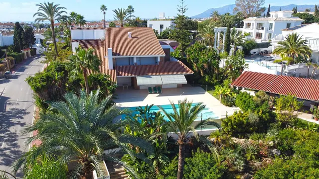 Chalet 7 habitaciones 834m² en venta - Marbella — 17