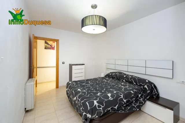 Piso de 3 dorm. en Las Gabias, con APARCAMIENTO. — 19