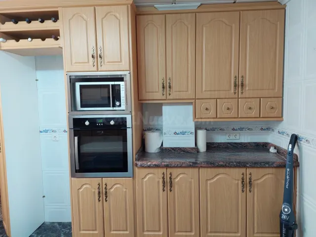 Se vende ático de 220m2 en el centro de Crevillent - foto 2