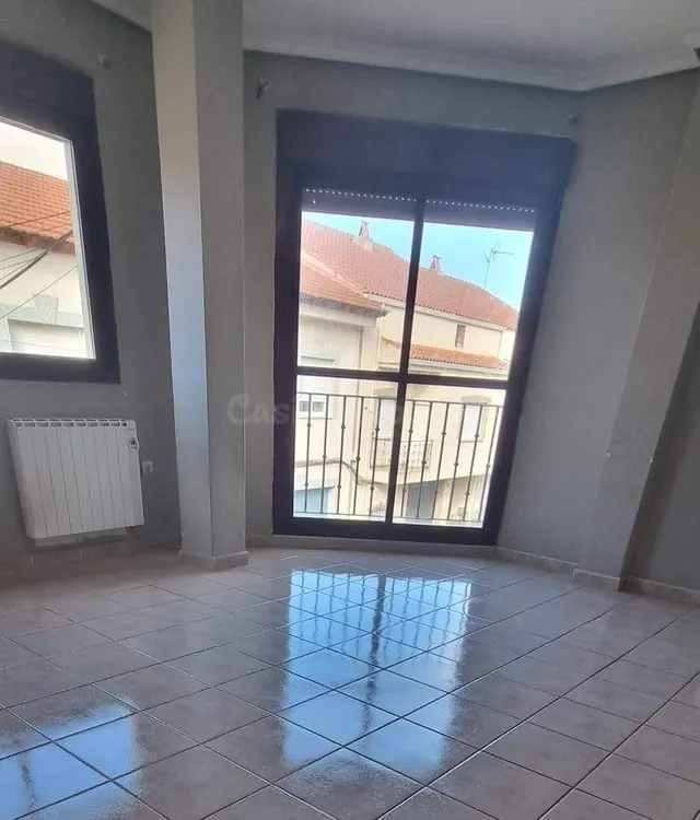 Piso de dos dormitorios y dos baños - foto 3