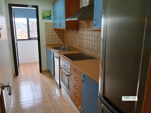 Piso en el Calero, 3 dormitorios, garaje y trastero. — 8