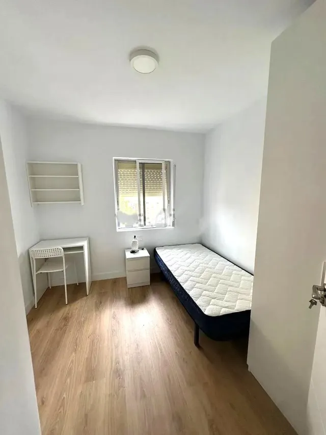 PISO REFORMADO DE 4 DORMITORIOS EN LLOPIS IBORRA ✨ — 7