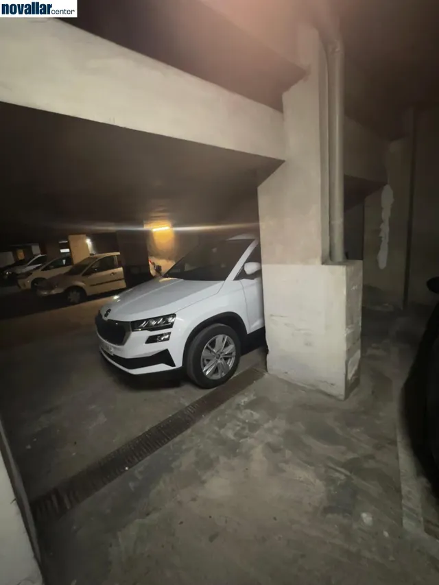 PLAZA DE PARKING EN VENTA EN VALLPARADÍS — 5