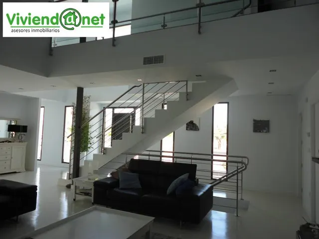 ESPECTACULAR CHALET EN ZONA TORRELLANO BAJO — 9