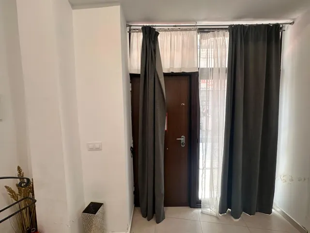 APARTAMENTO EN EXPLOTACIÓN TURÍSTICA — 11