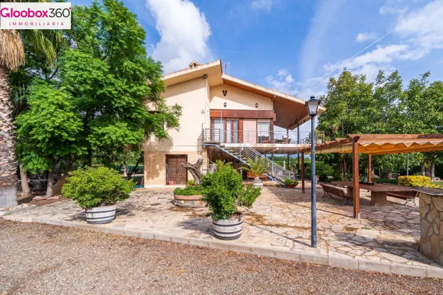 ✨ FINCA ÚNICA CON OLIVAR D.O. SIURANA, DOS VIVIENDAS Y PISCI