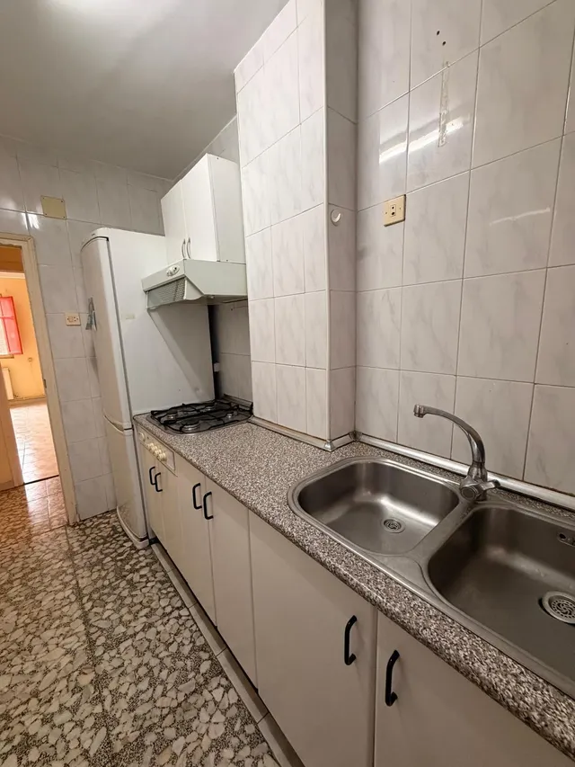 Oportunidad en Valladolid: Piso a Reformar en Rondilla - Santa Clara por solo €130,000 — 6