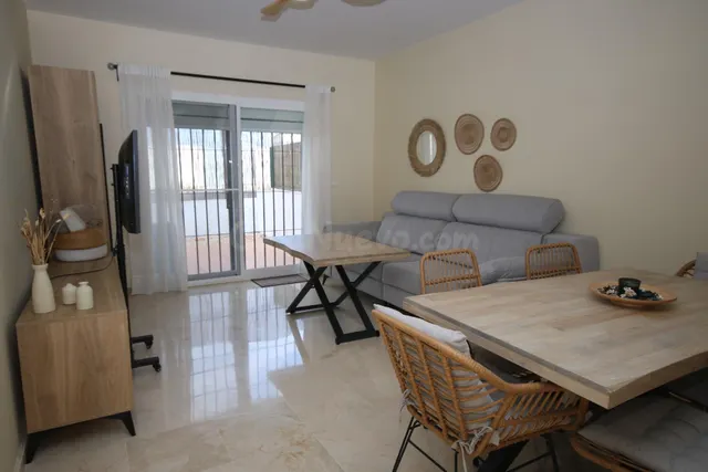 Chalet pareado en Urb. Vista Hermosa con piscina y pádel – Cerca de Isla Canela y Portugal — 2
