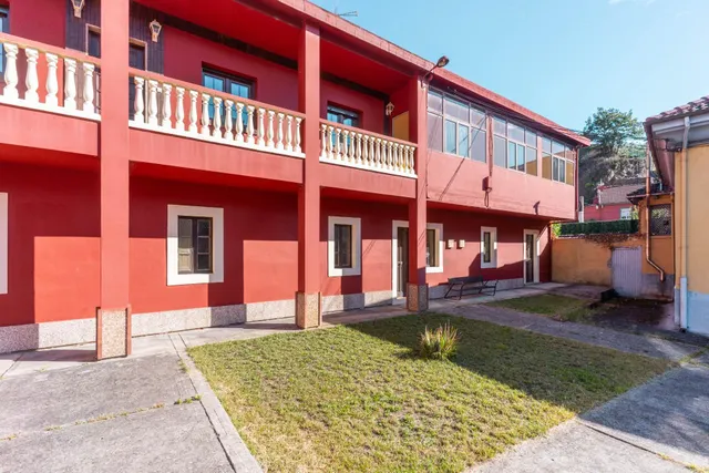 Casas, nave y fincas en venta en Caborana (aller) — 3