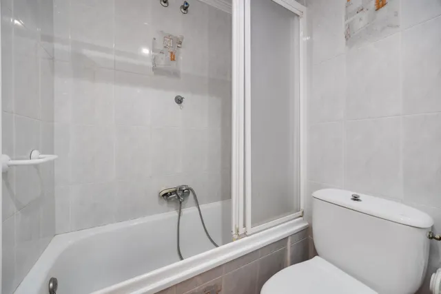 Apartamento de 2 dormitorios en Torrevieja, a 200m de la Playa de Los Locos — 19