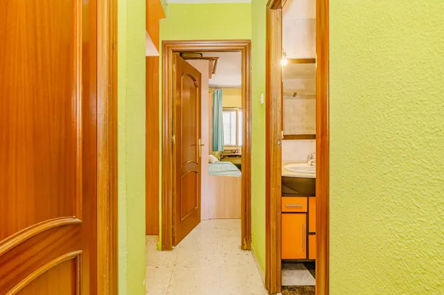 Piso exterior en zona cervantes, Granada, 8ª planta, muy luminoso, 87 m2, 3 dormitorios, vistas despejadas. — 20