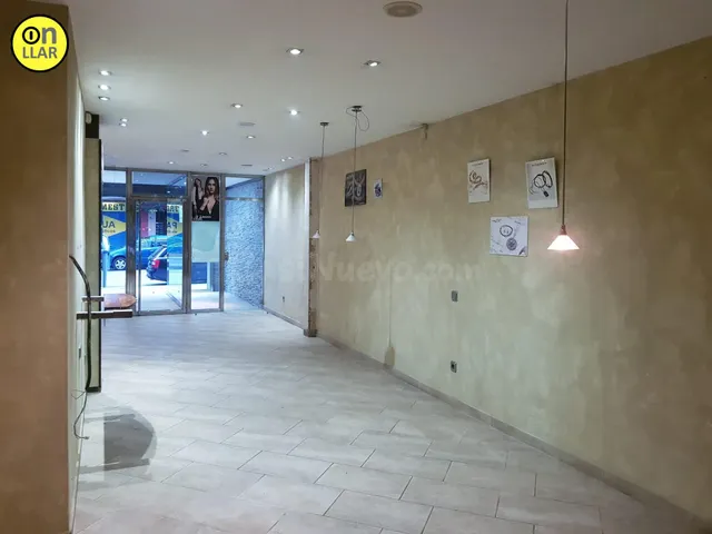 Local comercial en alquiler en Passeig de la Muntanya (Grano - foto 5