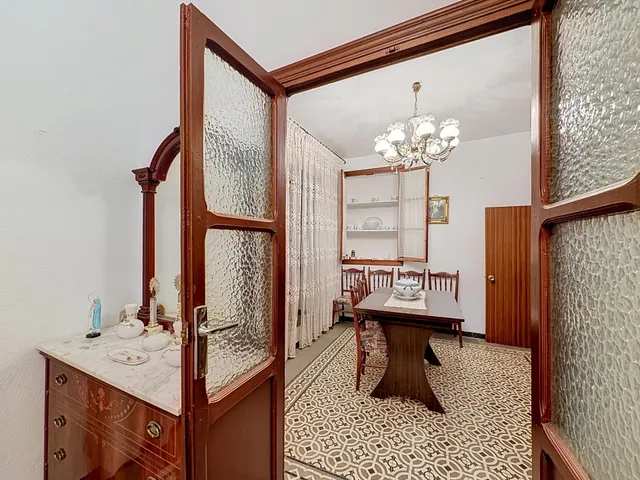 Amplia casa de pueblo de 276m2 en Abrucena lista para vivir — 13