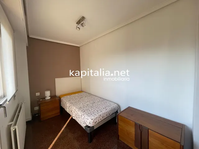 Ático duplex con chimenea y vistas panorámicas — 29