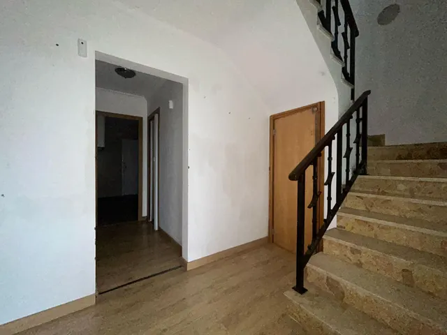 CASA PARA REFORMAR — 3