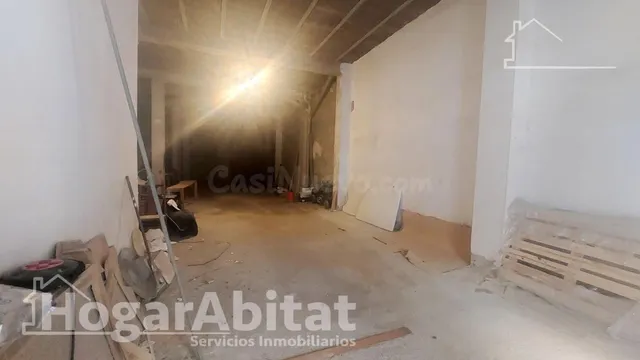 AMPLIO LOCAL COMERCIAL JUNTO A LA AV. DE VALENCIA - foto 5