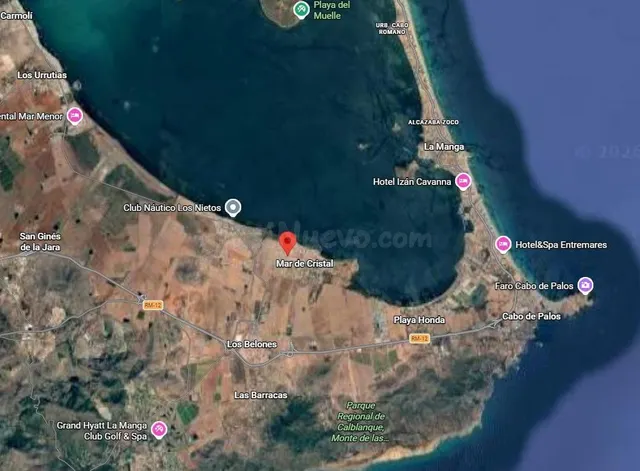 Terreno urbanizable de 1.618 m2 cerca de la playa en Islas M - foto 3