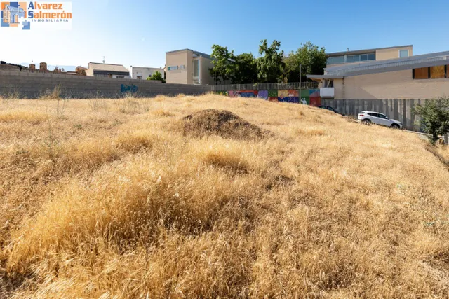 Venta de solar urbano de 258 m2 en Otura (Granada) — 12