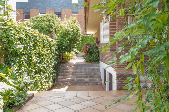 Excepcional chalet pareado cerca a Avenida Europa en Pozuelo de Alarcón — 7
