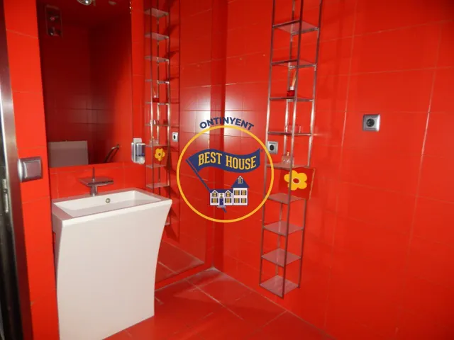 OPORTUNIDAD RESTAURANTE EN VENTA CON CASA EN BOCAIRENT — 10