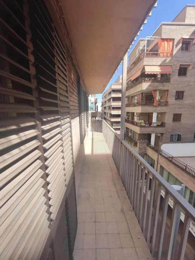 PISO EN VENTA EN RAMBLA 32 – LLEIDA — 4