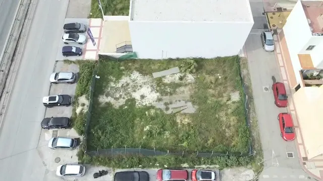 Terreno edificable en zona premium Estepona Costa del Sol — 3