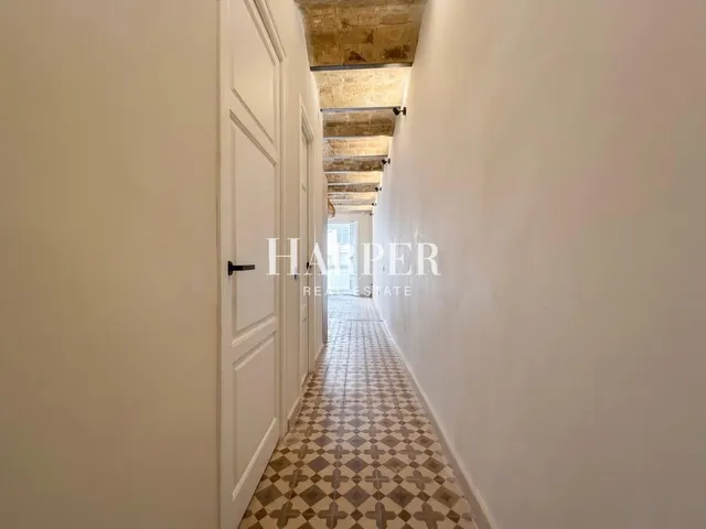 Piso reformado con elementos originales en el corazón de Vila de Gràcia 3hab — 16