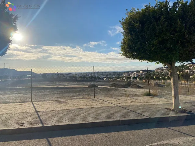 ESTUPENDAS PARCELAS DESDE 962 A 1030 METROS EN LAS SALINAS D - foto 3