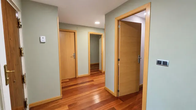 ¡INVERSORES! VENTA DE DOS PISOS UNIDOS A REFORMAR DE 3 DORMITORIOS Y 2 BAÑOS CADA UNO MUY CERCA DEL RETIRO — 17