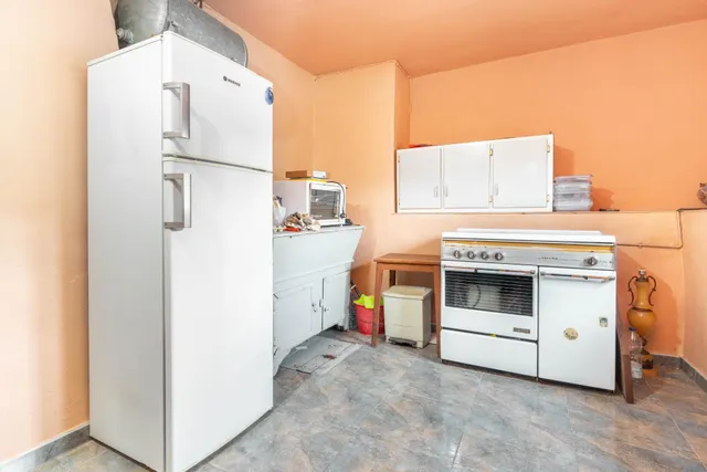 PISO BAJO + SEMI-SÓTANO EN VENTA EN CASORVIDA (LENA) — 41