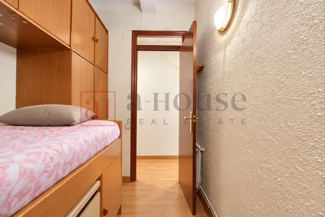 Piso listo para entrar a vivir con balcón y doble orientación en el poblenou — 23
