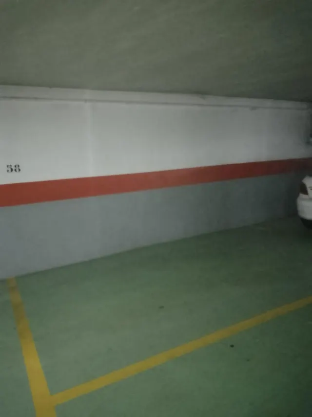 PLAZA DE GARAJE EN ZONA CENTRO — 4