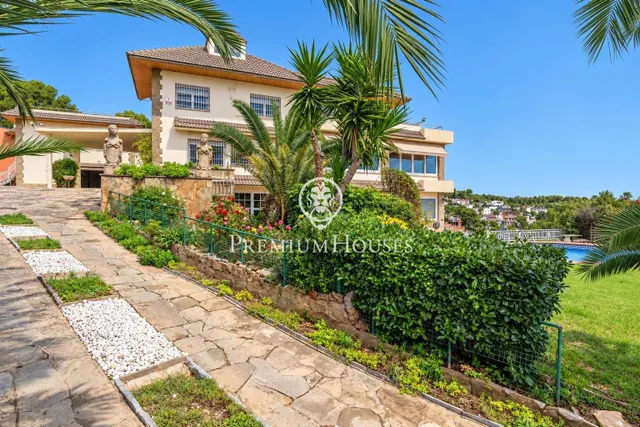 Casa independiente con vistas al mar en Montemar — 43