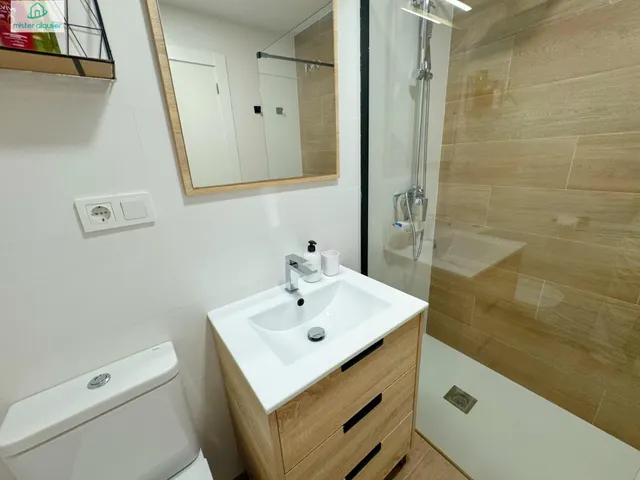 CONFORT Y TRANQUILIDAD JUNTO AL MAR EN EL CAMPELLO: APARTAMENTO PERFECTO PARA ESTANCIAS PROLONGADAS — 19